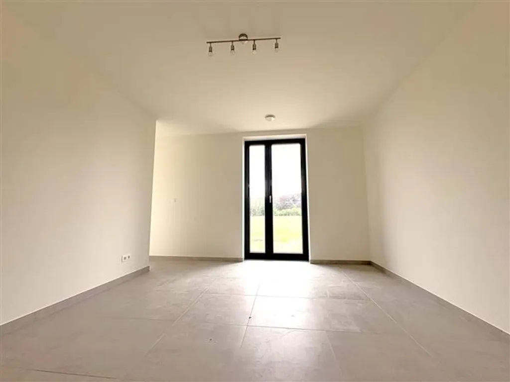 Toad - Modern New Build House with Garden in Buggenhout