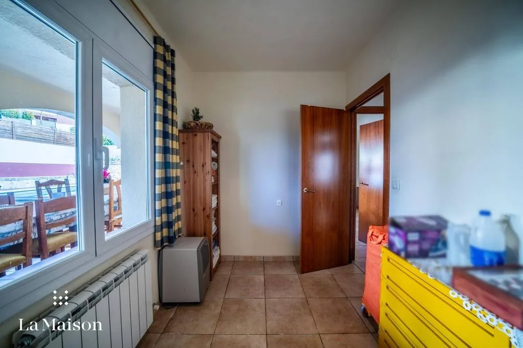 Esik - Detached House with Sea View in Arenys de Mar
