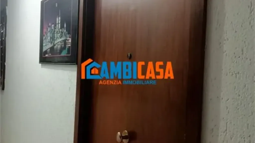 Esik - Semi-Basement Apartment in Palermo