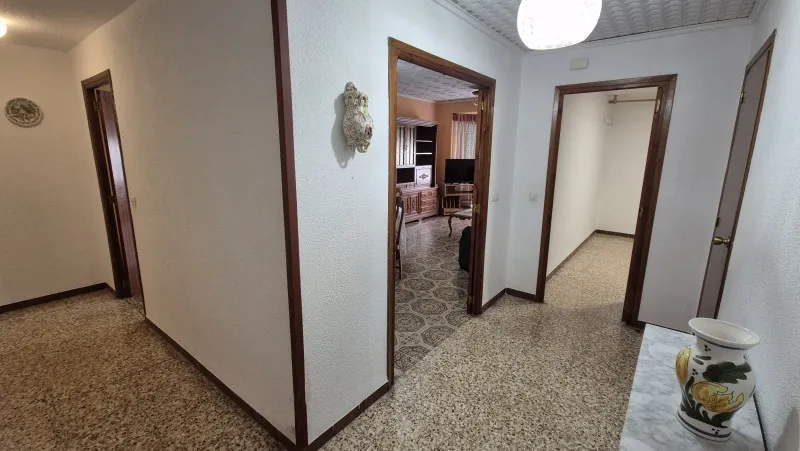 Esik - Three-Storey Townhouse with Balconies in Antella