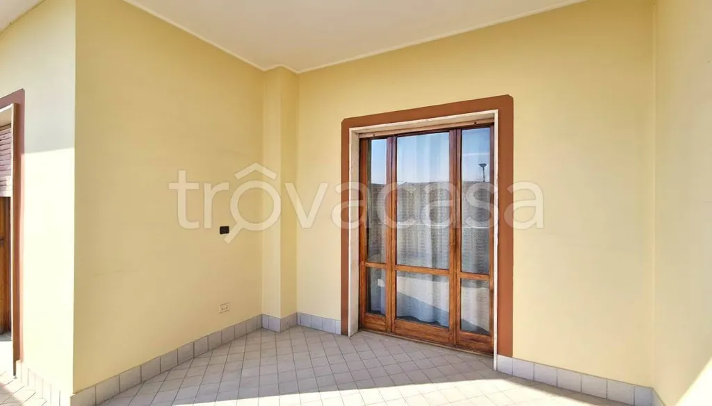 hallway_entrance