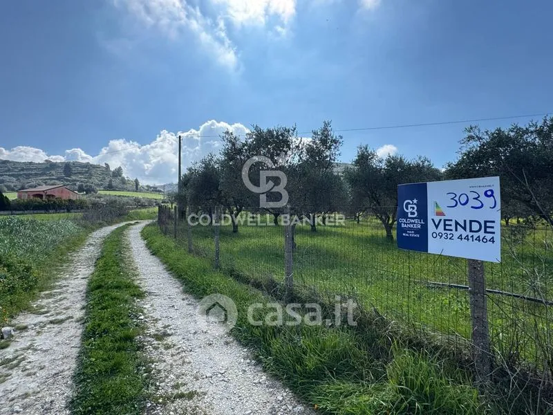 Aed - Villa with Pool in Monterosso Almo