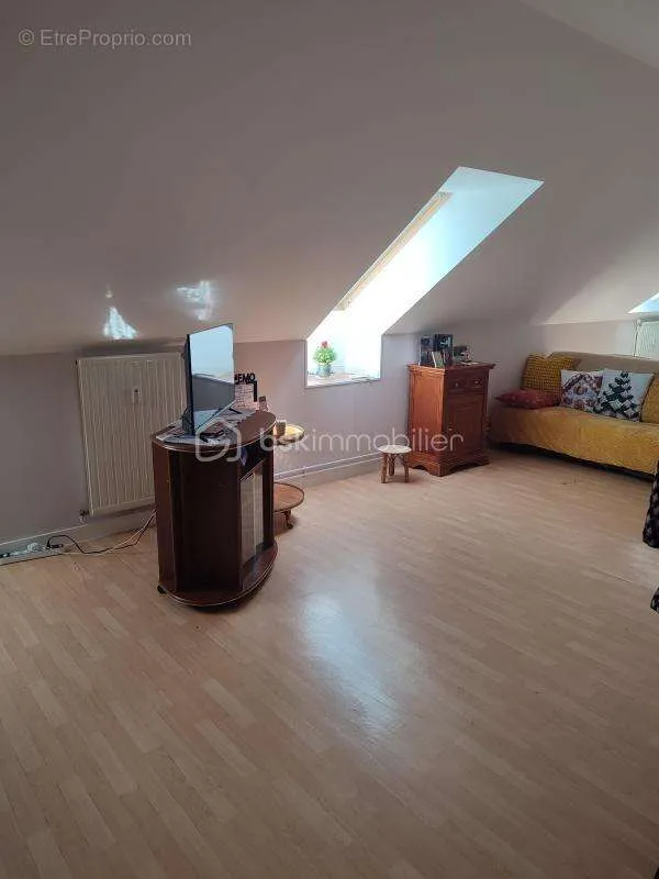 Pièces - Studio dans Résidence Services à Verrières-le-Buisson