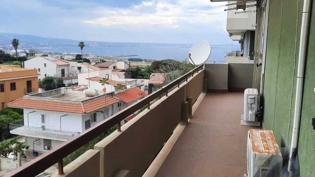 Balcon - Apartment with Balcony View on Viale Scala Greca, Siracusa