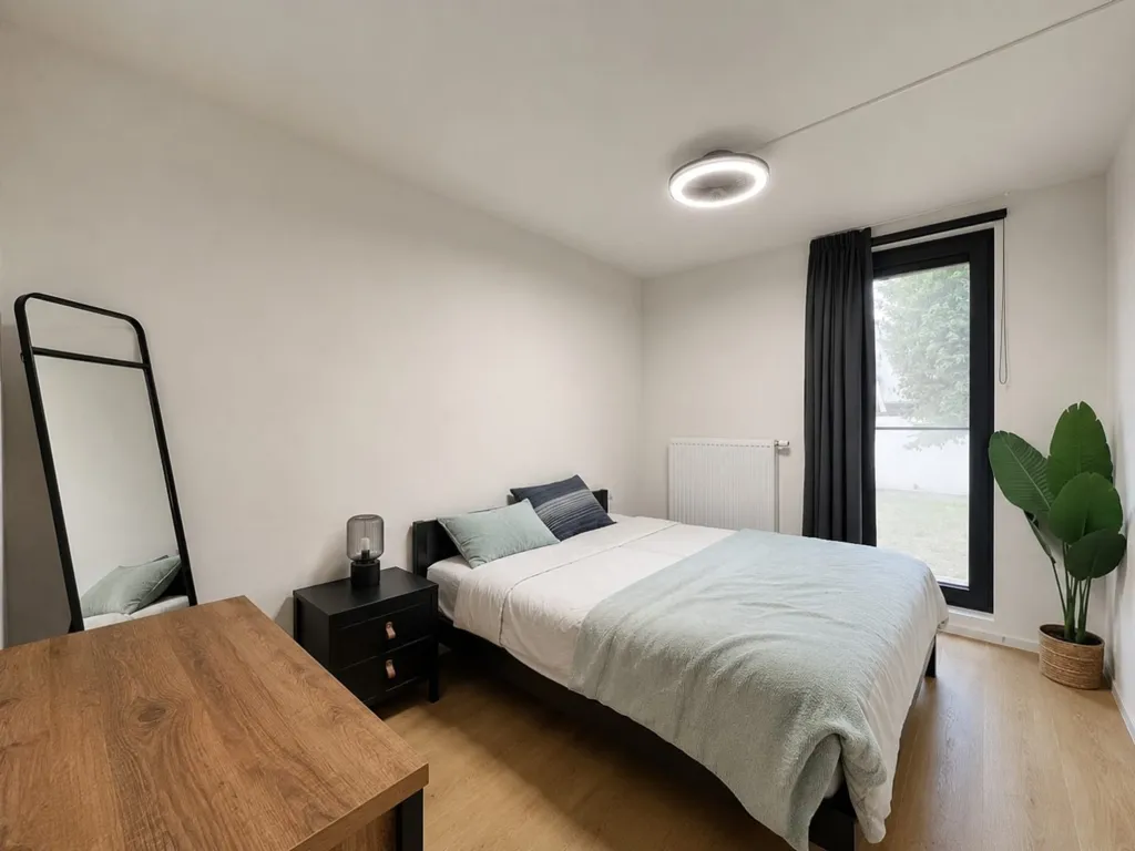 Bedrooms - House with Canal View in Zelzate