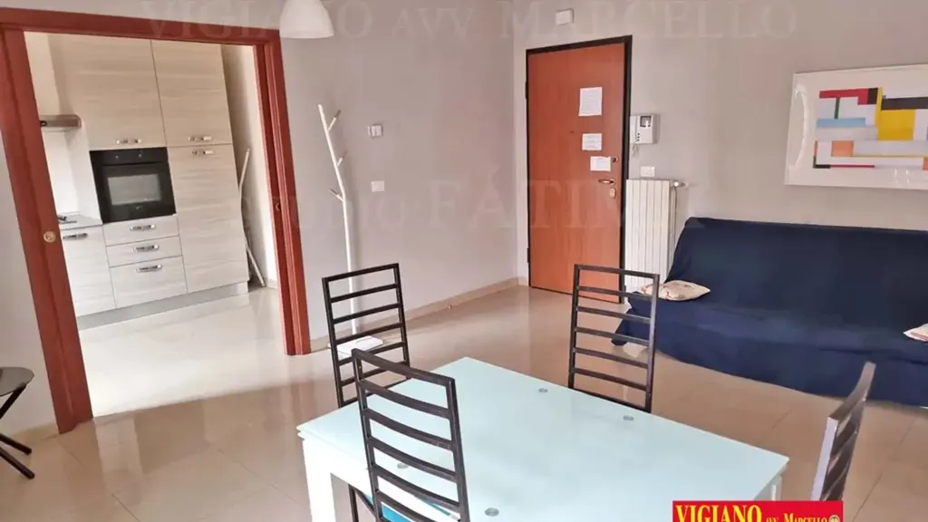 Salle à manger - 2-Bedroom Apartment with Balcony in Foggia