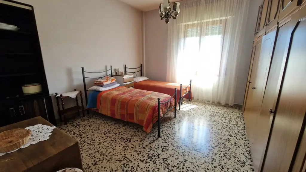 Magamistoad - Three-Bedroom Apartment with Balcony in Avellino