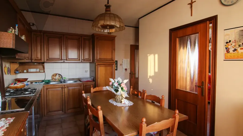Sala da pranzo - Independent House with Workshop in Cona