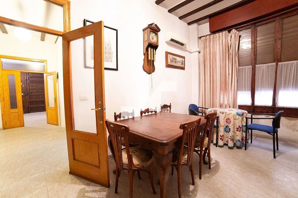 Salle à manger - Historic House with Character in Vila-real