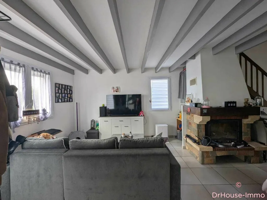 Living Room - 6-Piece House with Garden in Lège
