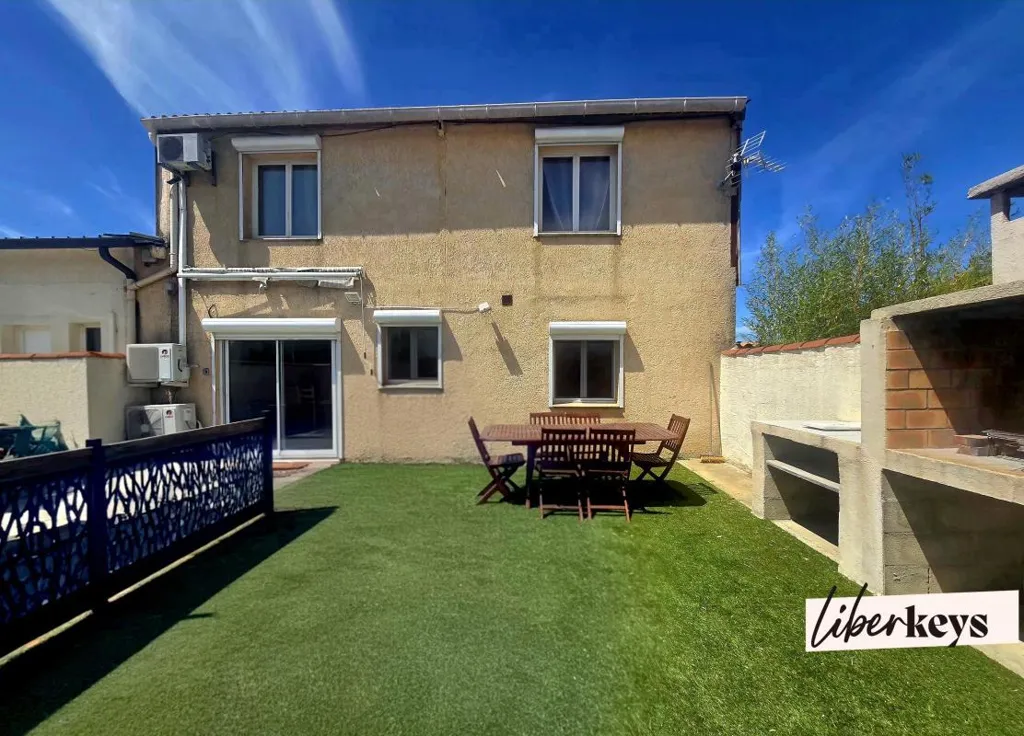 Aed - Spacious House with Polyvalent Room in Vauvert