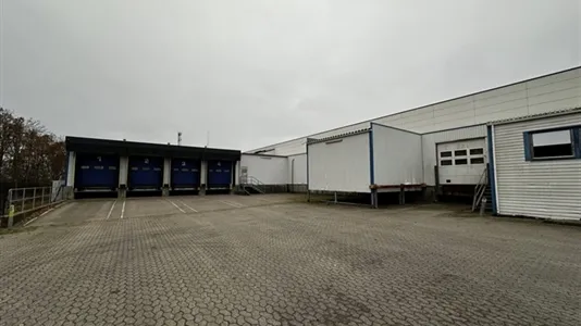 Välivaade - Warehouse Space with Strategic Access in Kolding