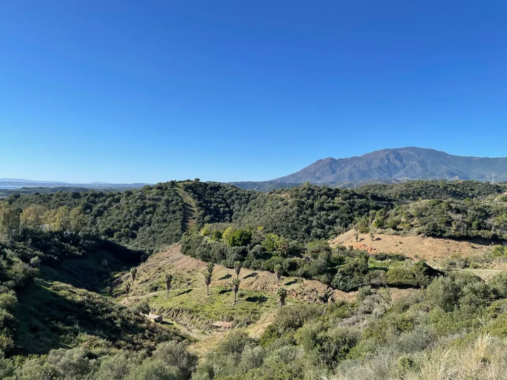 Luxury Villa Plot with Mountain Views in Estepona