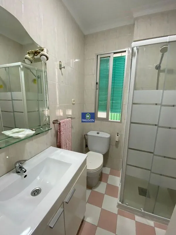 Vannitoad - Apartment with Balcony in Zaidín District