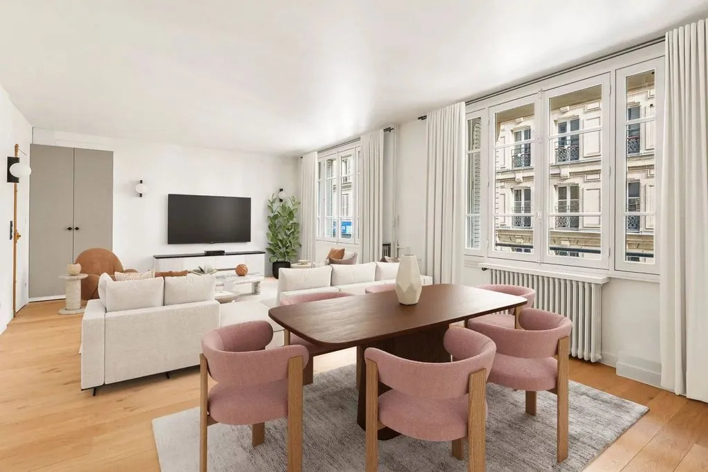 Séjour - Appartement Rénové avec Ascenseur à Paris