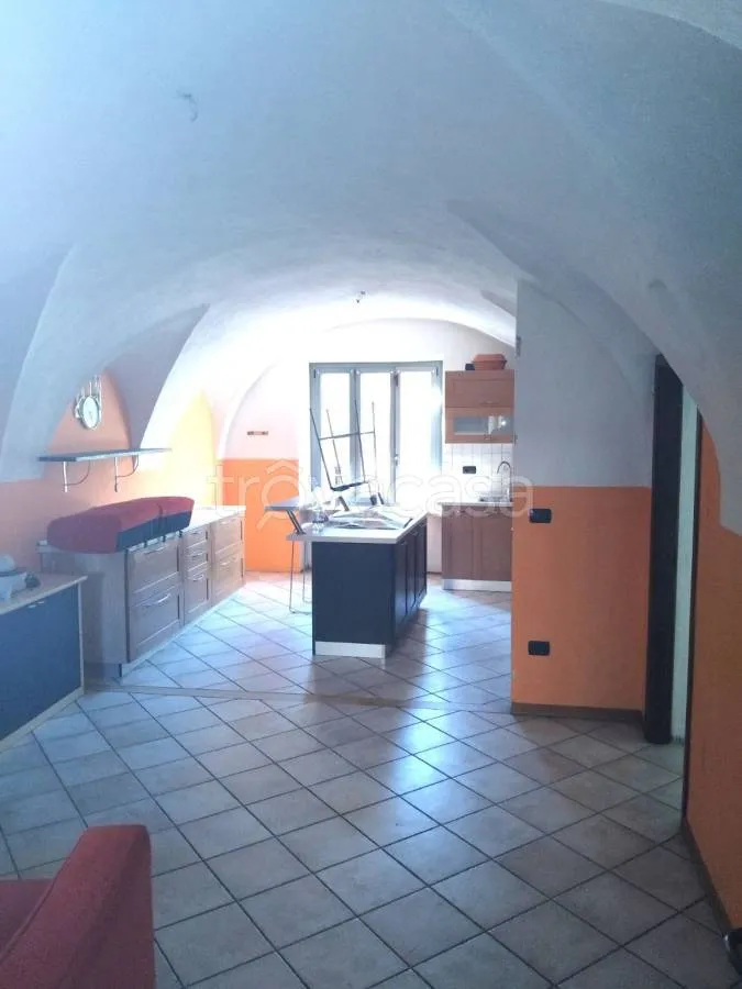 Cuisine - Rustic Terraced House with Terrace in Robilante