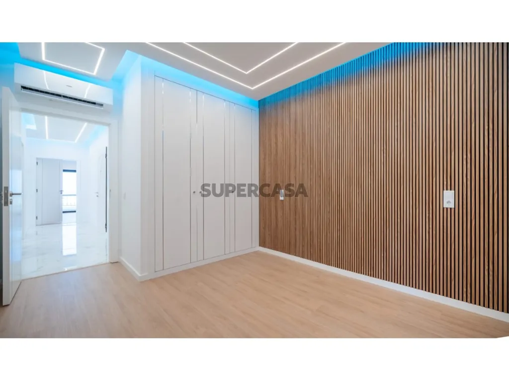 Hallway - 3-Bedroom Flat with Sea View in Loulé