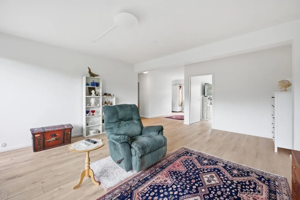 Elutuba - Apartment with Balcony in Tapiola
