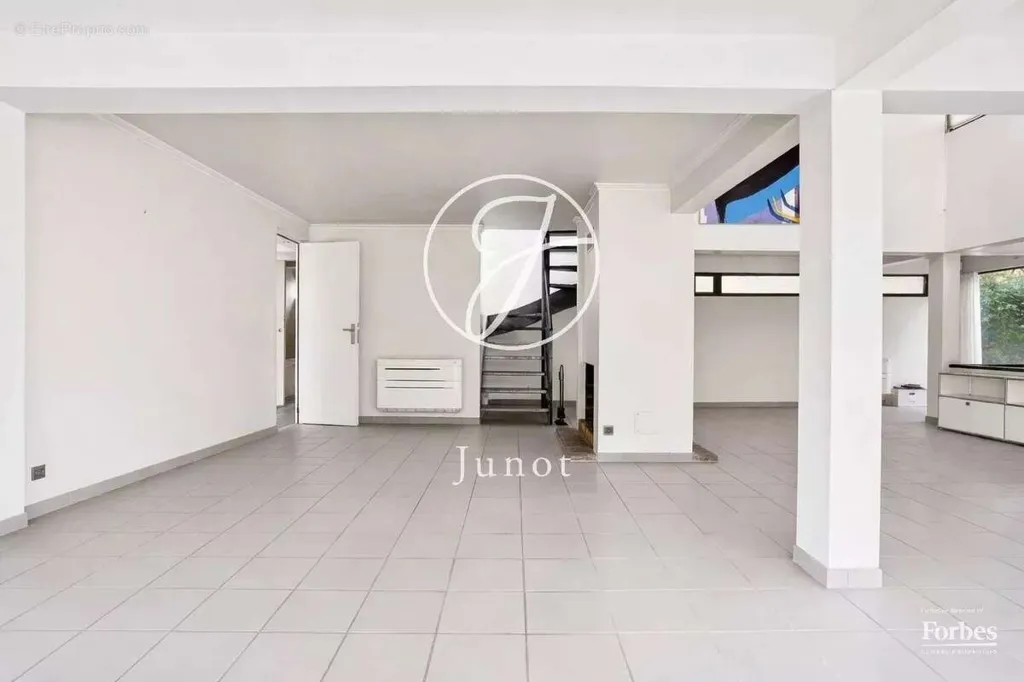 living_room