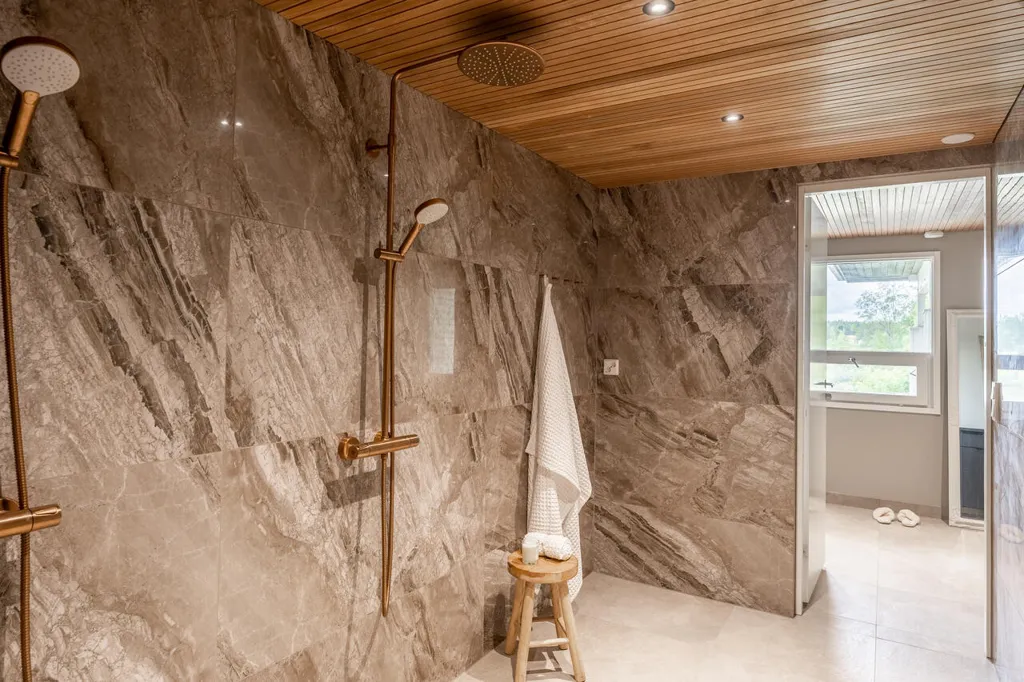 Salles de bain - Maison à Oulu