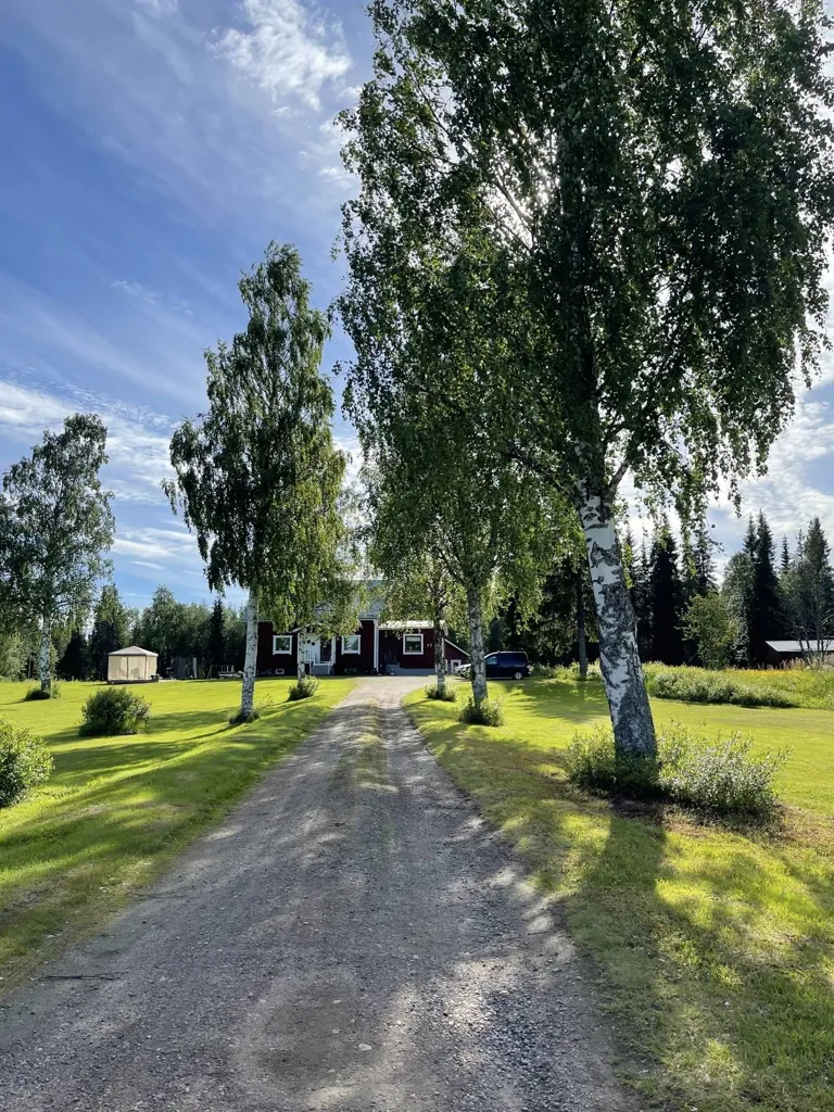6-toaline maja asukohas Pajala kommun