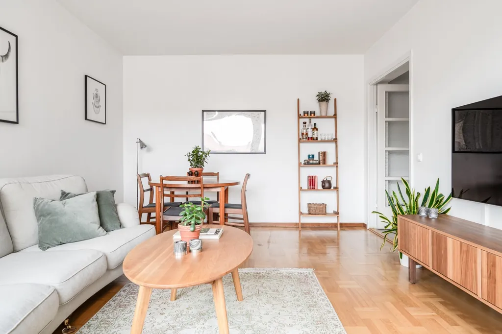 Elutuba - Fifties-Style Flat with Balcony in Malmö