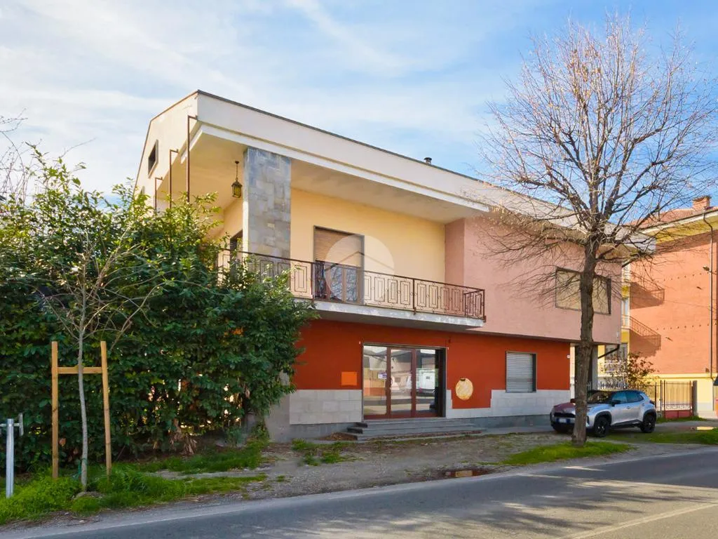 Extérieur - Independent House with Garden in Genola Centre