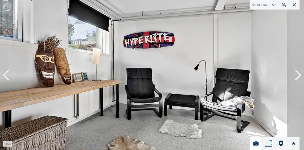 Bureau - Family Villa with Balcony in Dragør