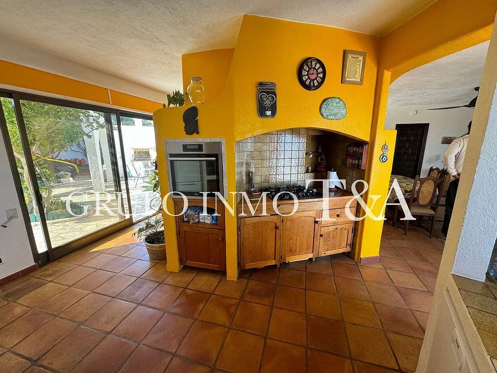 Köök - Chalet with Pool and Sea View in Las Atalayas