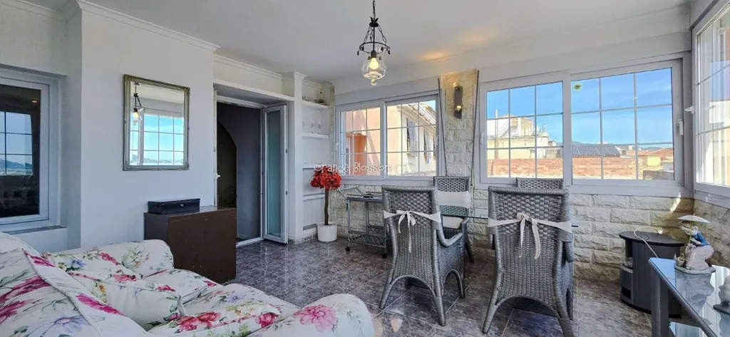 Soggiorno - Charming Townhouse with Sun Lounge in Ador