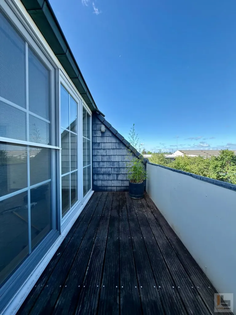 Balcon - Dakappartement avec Terrasse et Garagebox à Wondelgem