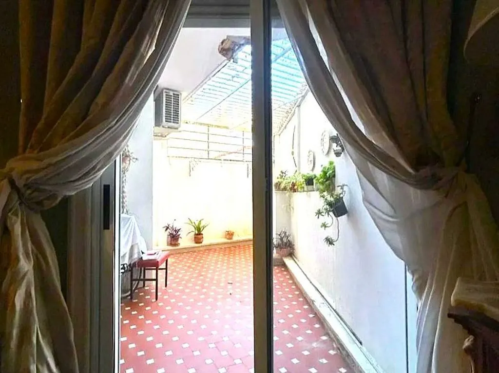 hallway_entrance