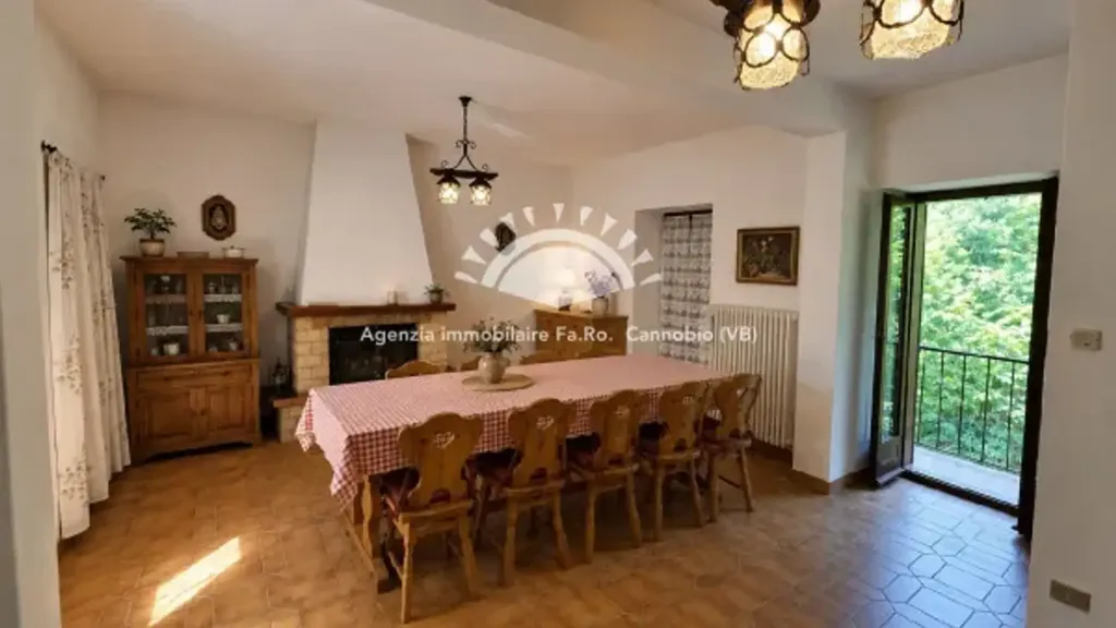 Söögituba - Rustic Villa with Private Garden in Cannobio