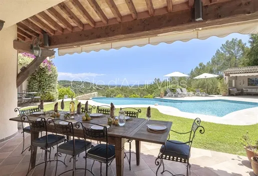 Terrazza - Renovated Villa with Pool in Valbonne
