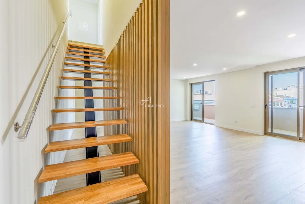 Pièces - Contemporary Flat with Balcony in Almancil
