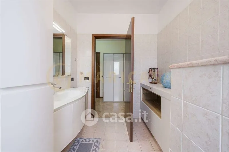 Salles de bain - Apartment with Balcony in Modena