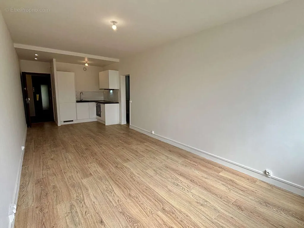 Elutuba - Luxury Flat with High-Level Views in Parly2