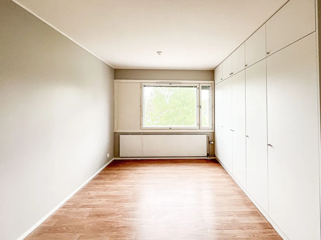Magamistoad - Bright Corner Flat with Balcony in Parantola, Hyvinkää