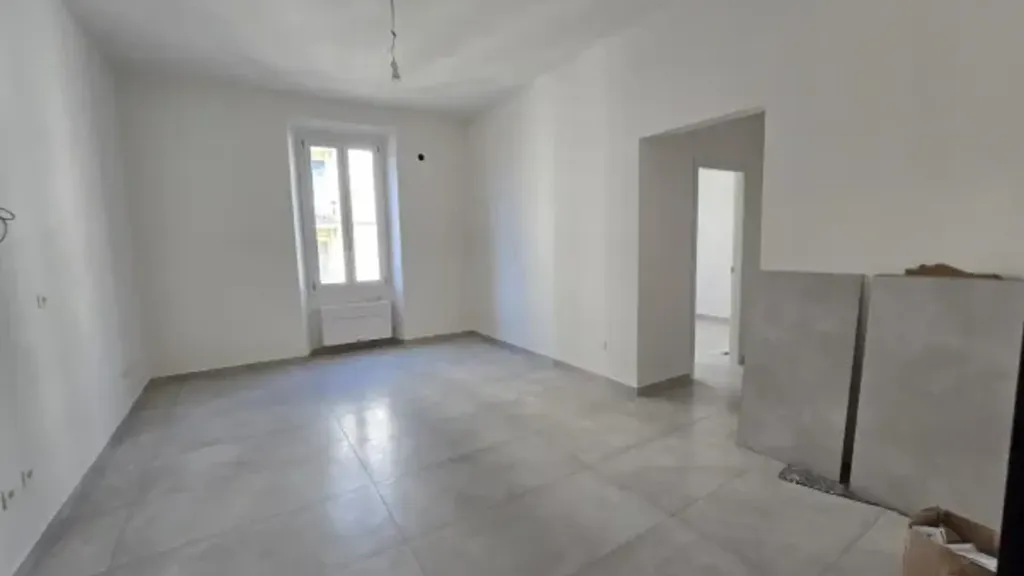 Pièces - Fully Renovated Apartment near Florence Centre