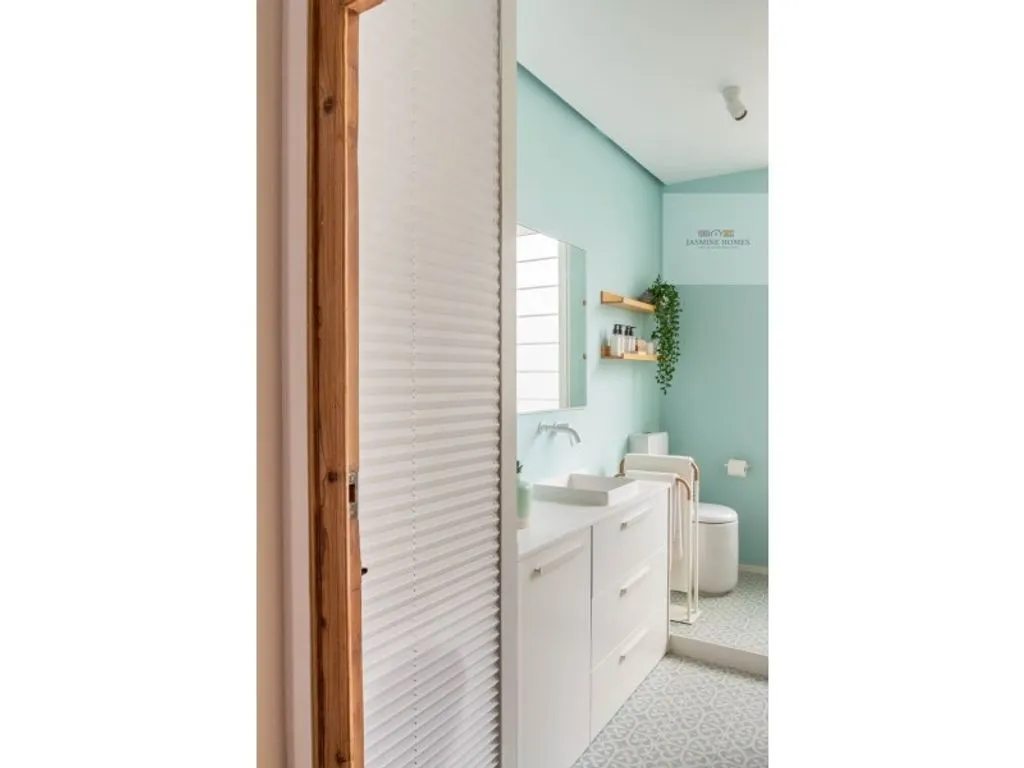 Vannitoad - Luxury Flat with Balcony in Valencia's Historic Centre