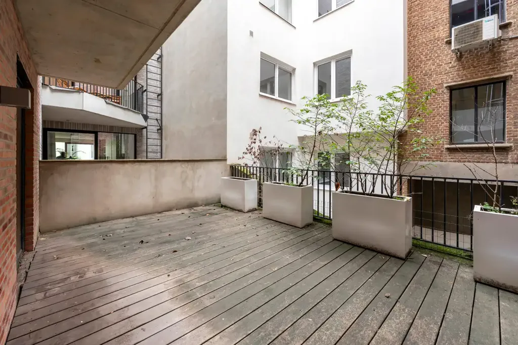 Balcony - Bright Apartment with River Views in Antwerp