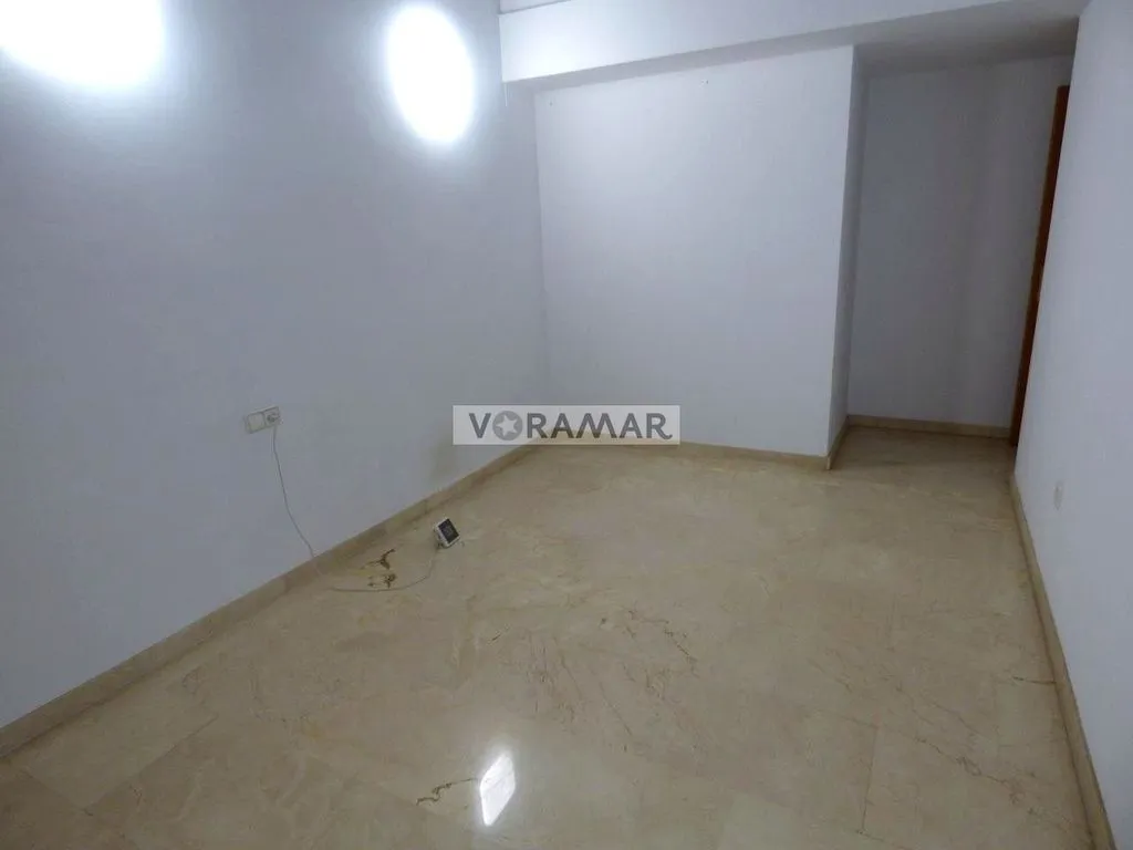 Toad - Luxury Villa with Seafront Access in Valencia