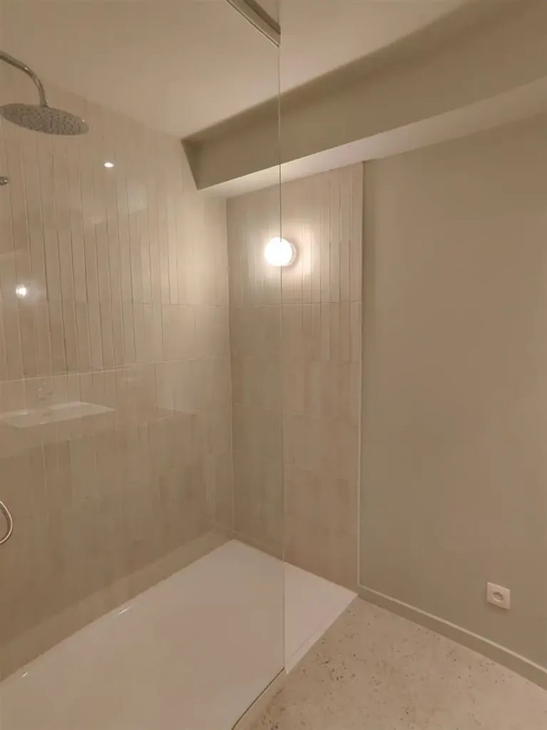 Bagni - Duplex Loft with Terrace in Maaseik Centre