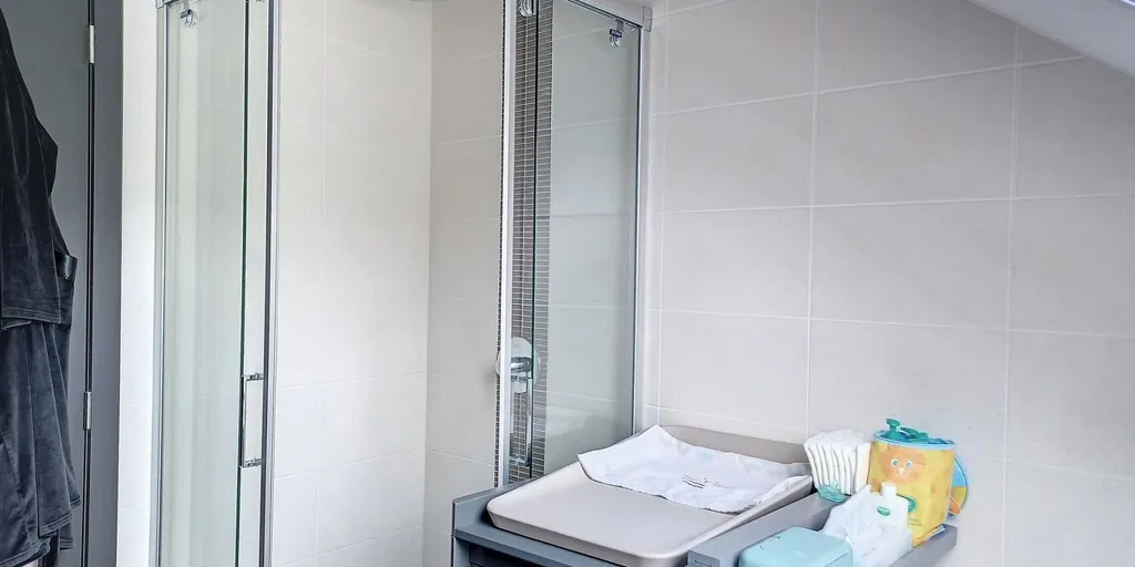Salles de bain - Dakappartement avec Terrasse de 42 m² à Lier