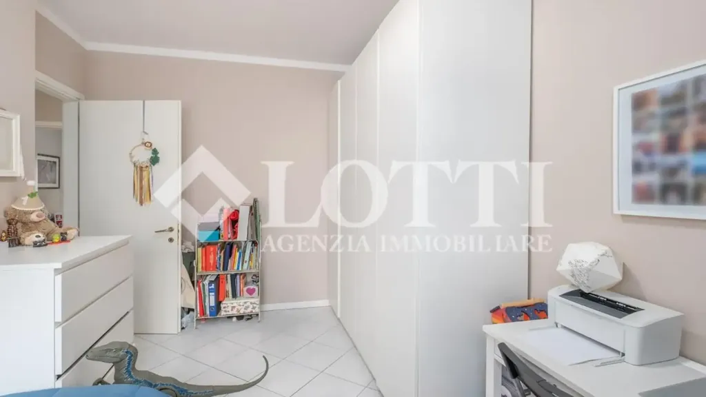 Magamistoad - Triplex with Terrace in Pontedera