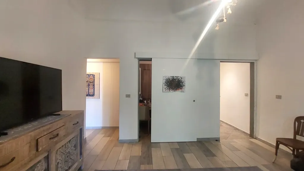 Elutuba - Rustic 5-Bedroom Apartment in Florence