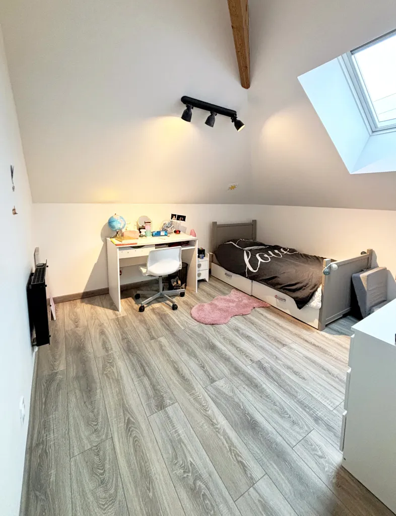 Magamistoad - Modular Family House in Flins Centre