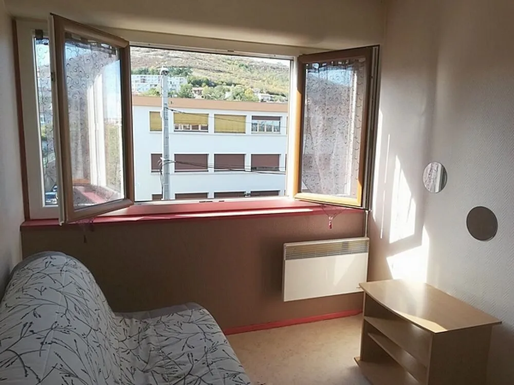 Chambres - Studio avec Parking à Clermont-Ferrand