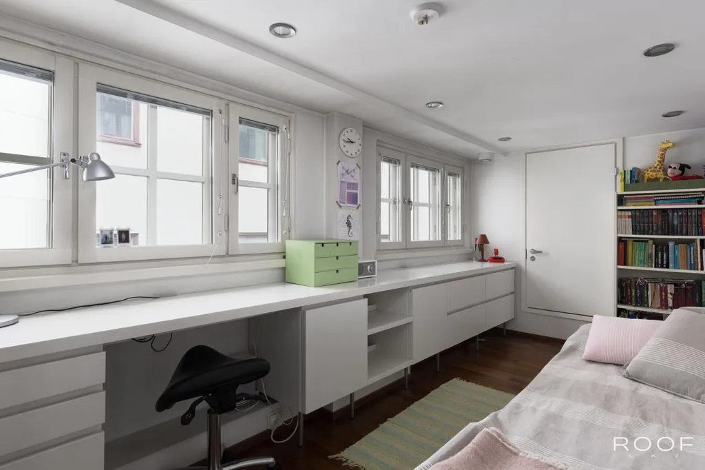 Kabinet - Architect-Designed Loft with Sauna in Töölö