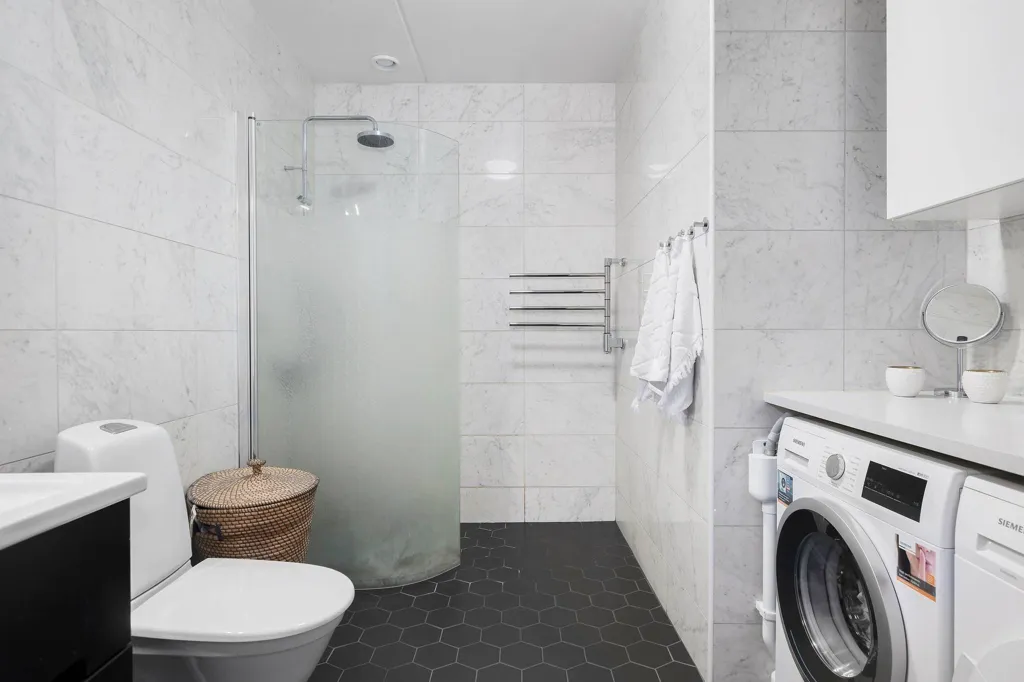 Vannitoad - Modern Flat with Shared Rooftop in Jakobsberg